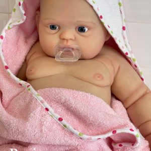 Bebé reborn de silicona Carles – Sorpresas Divertidas Shop